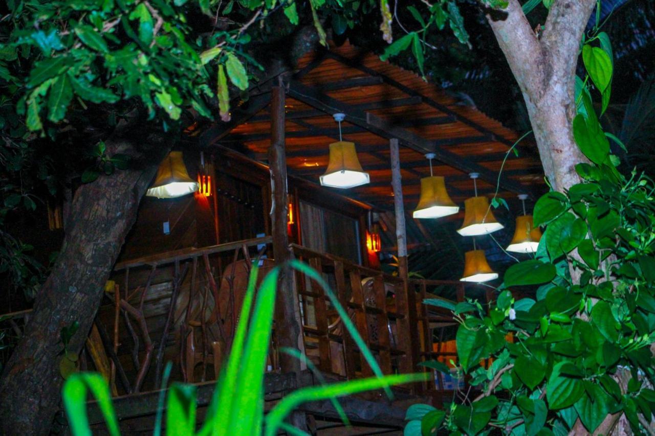 Experience The Comforts Of An Amazing Treehouse Sigiriya Exterior foto