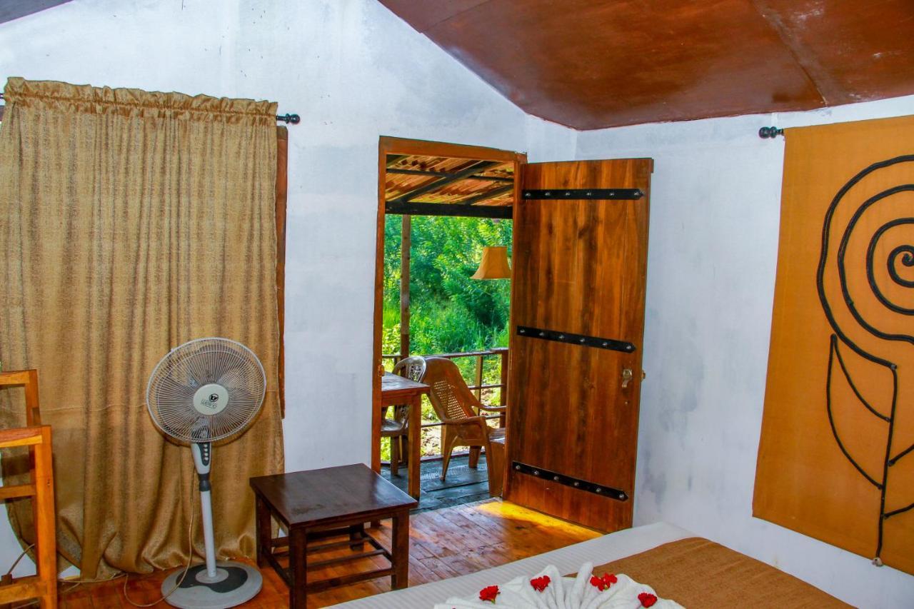 Experience The Comforts Of An Amazing Treehouse Sigiriya Exterior foto